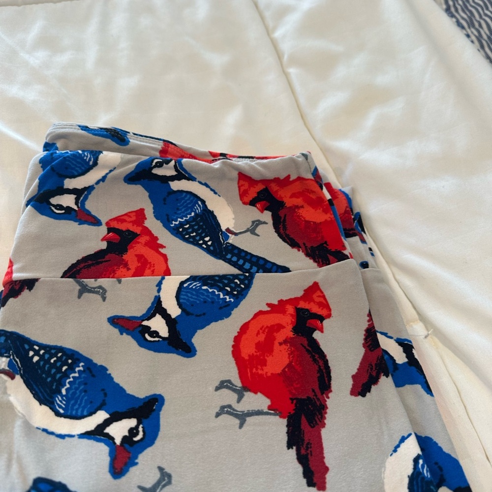 LuLaroe Bird Print Leggings